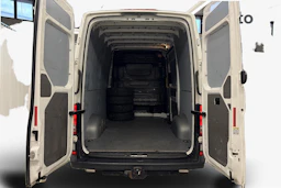 valkoinen Volkswagen Crafter 2020 kuva 9.