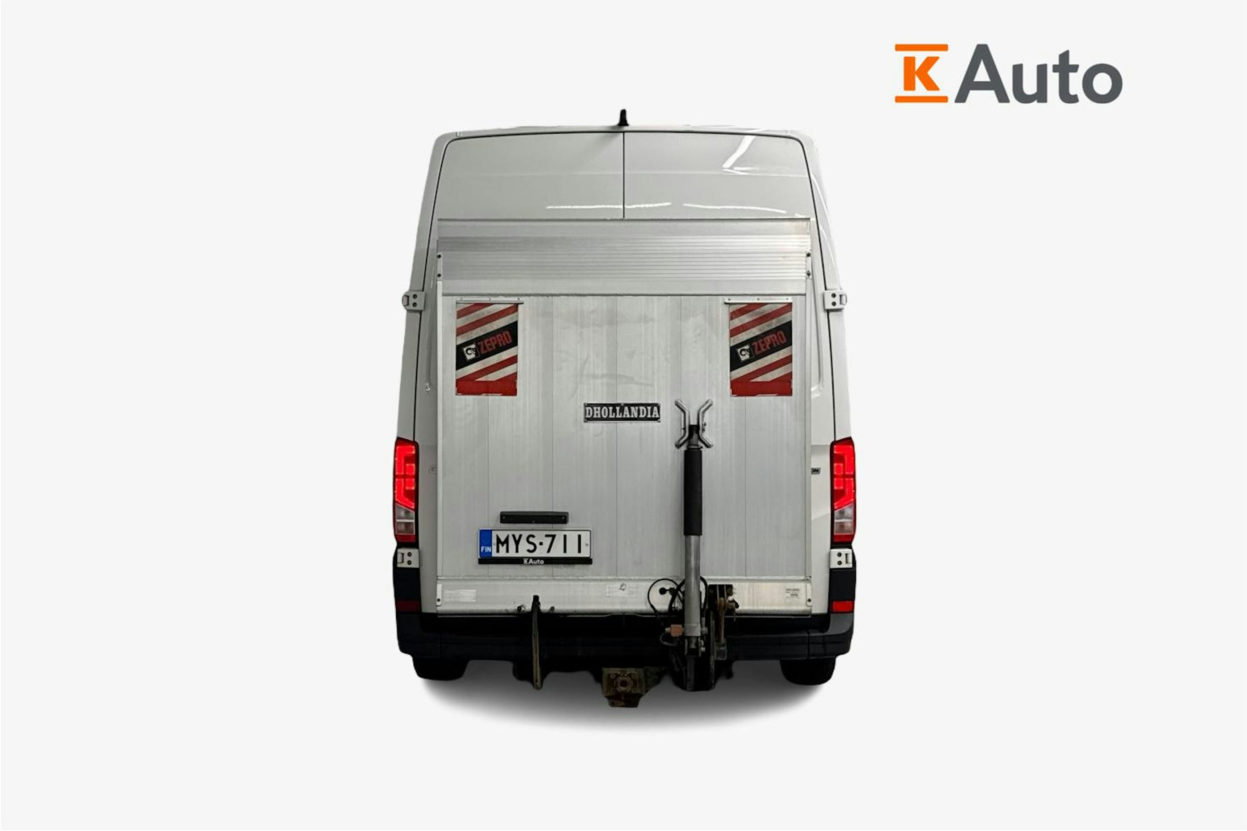 valkoinen Volkswagen Crafter 2020 kuva 3.