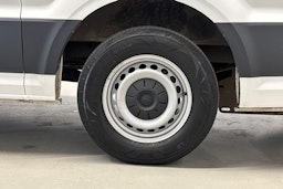 valkoinen Volkswagen Crafter 2020 kuva 11.