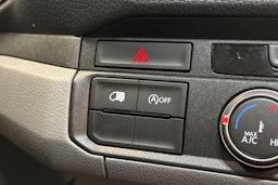 valkoinen Volkswagen Crafter 2020 kuva 19.