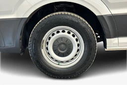 Valkoinen Volkswagen CRAFTER 2020 kuva 9.