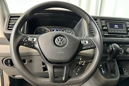 Valkoinen Volkswagen CRAFTER 2020 kuva 14.