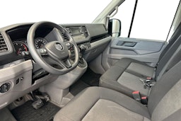 valkoinen Volkswagen Crafter 2020 kuva 8.