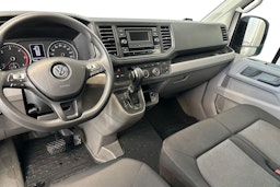 valkoinen Volkswagen Crafter 2020 kuva 9.