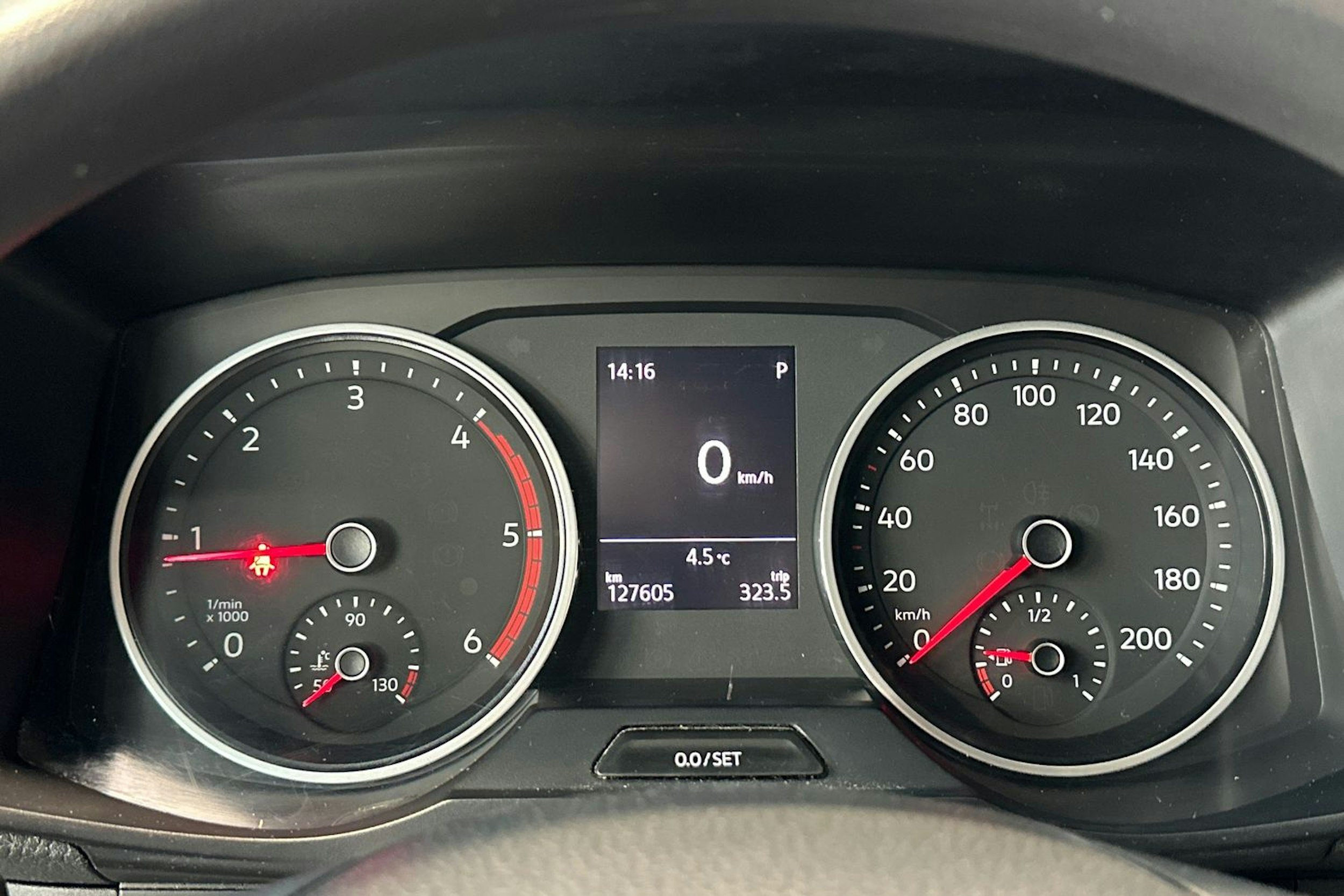 valkoinen Volkswagen Crafter 2020 kuva 16.