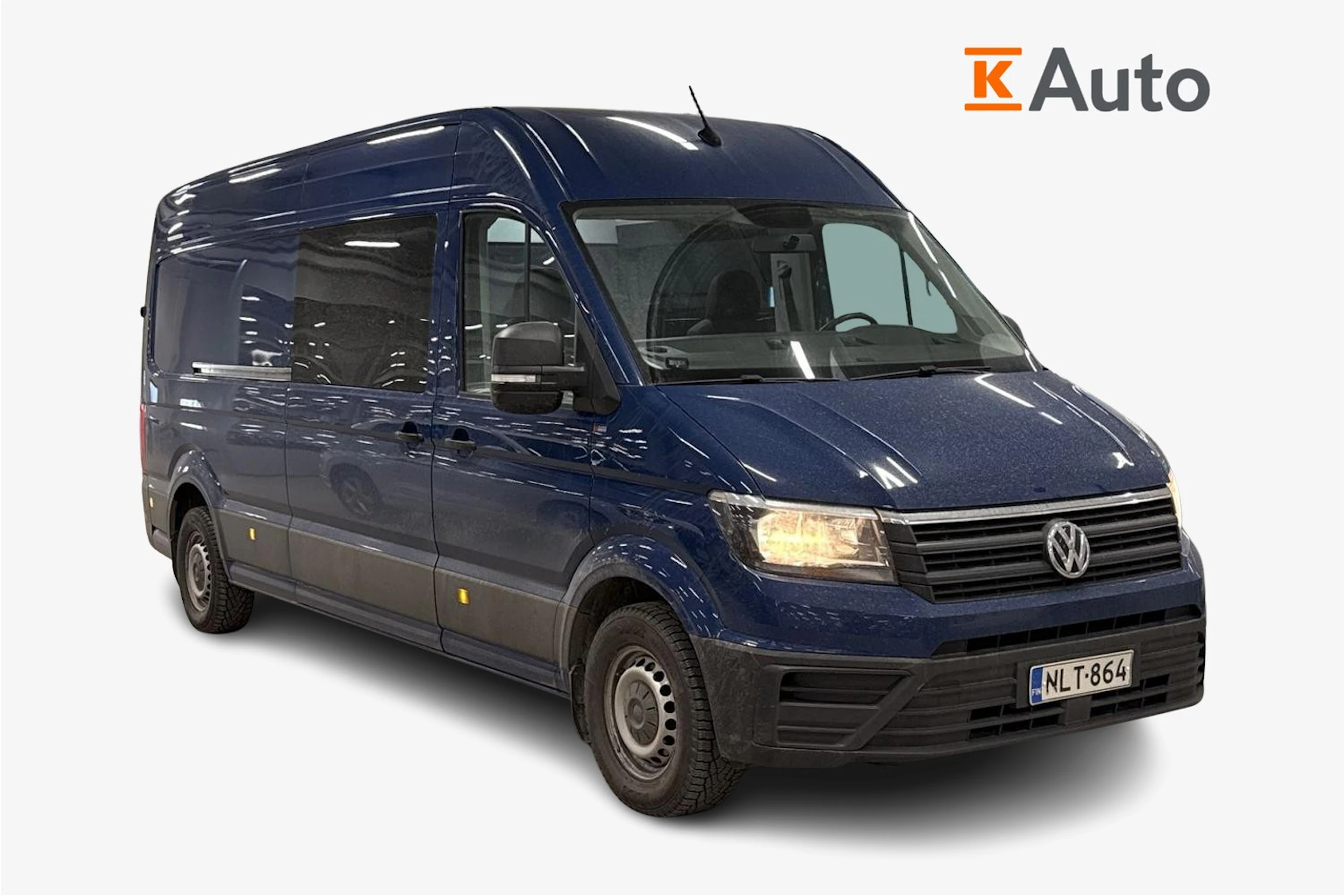 sininen Volkswagen Crafter 2020 kuva 1.