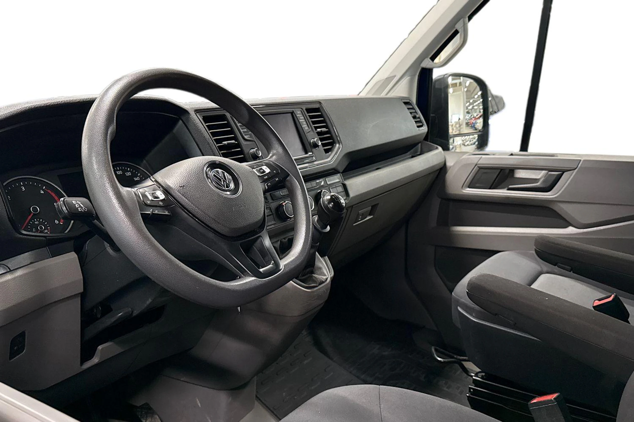 sininen Volkswagen Crafter 2020 kuva 8.