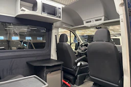 sininen Volkswagen Crafter 2020 kuva 15.