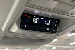 sininen Volkswagen Crafter 2020 kuva 24.