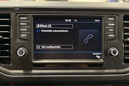sininen Volkswagen Crafter 2020 kuva 29.