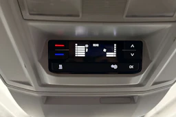 sininen Volkswagen Crafter 2020 kuva 30.