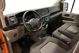 oranssi Volkswagen Crafter 2020 kuva 8.