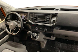 oranssi Volkswagen Crafter 2020 kuva 9.