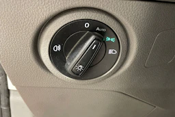 oranssi Volkswagen Crafter 2020 kuva 20.