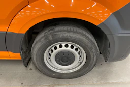 oranssi Volkswagen Crafter 2020 kuva 24.