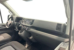 valkoinen Volkswagen Crafter 2020 kuva 7.