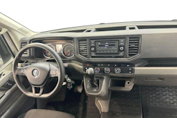 valkoinen Volkswagen Crafter 2020 kuva 8.