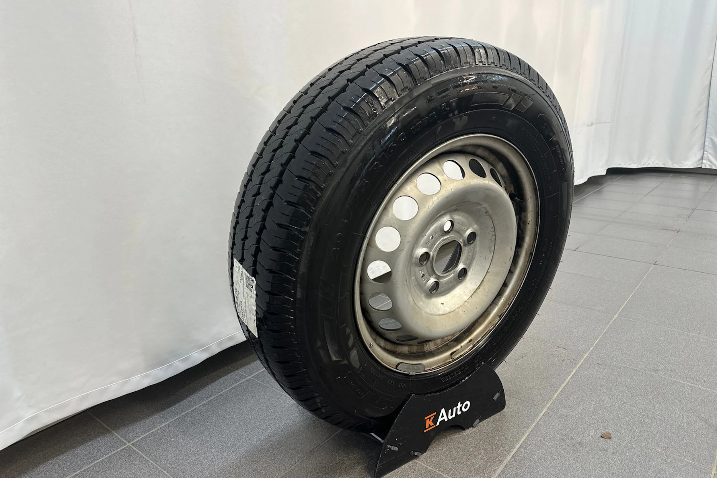 valkoinen Volkswagen Crafter 2020 kuva 11.