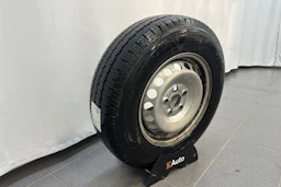 valkoinen Volkswagen Crafter 2020 kuva 11.