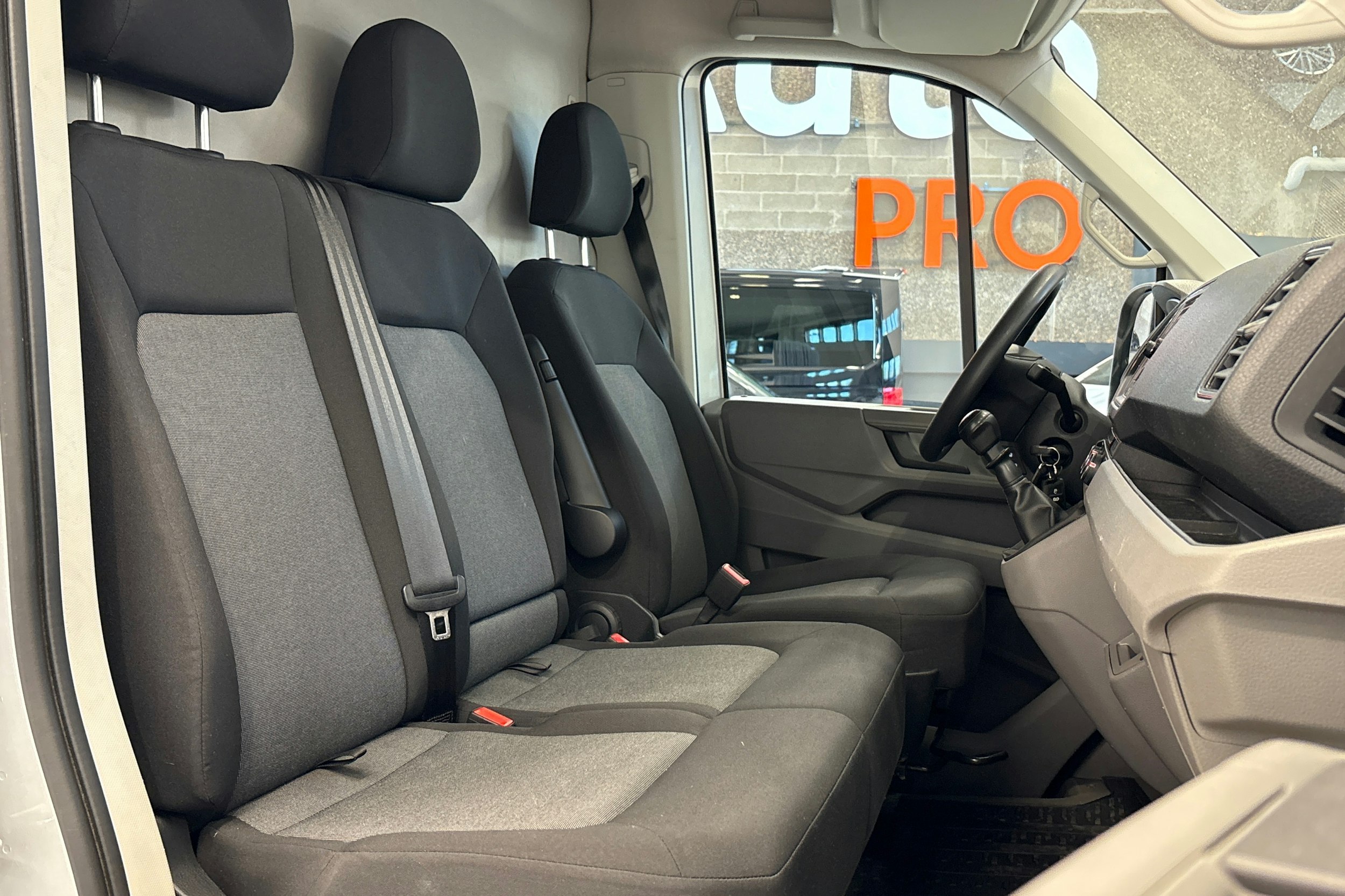 hopea Volkswagen Crafter 2020 kuva 13.