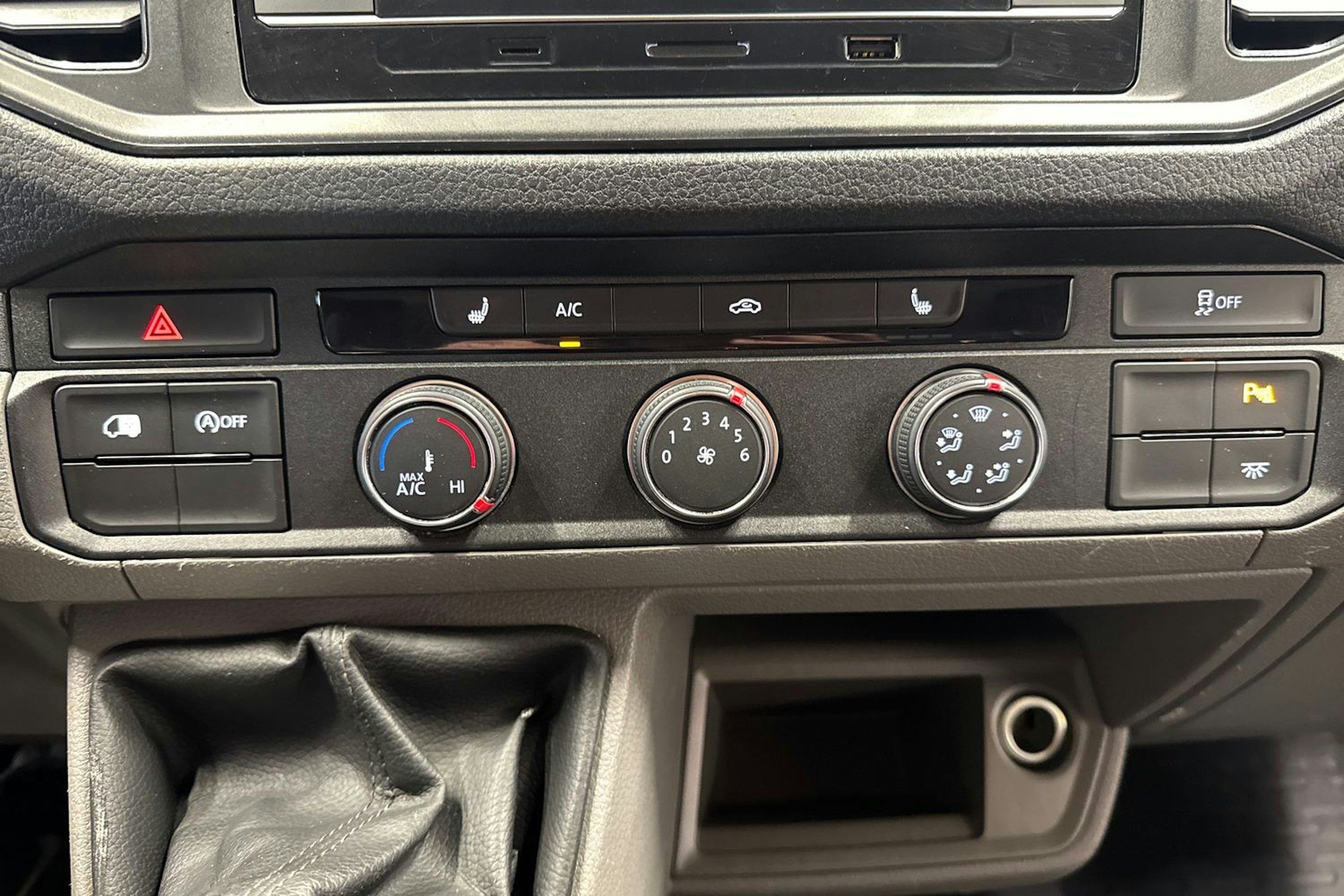 hopea Volkswagen Crafter 2020 kuva 26.