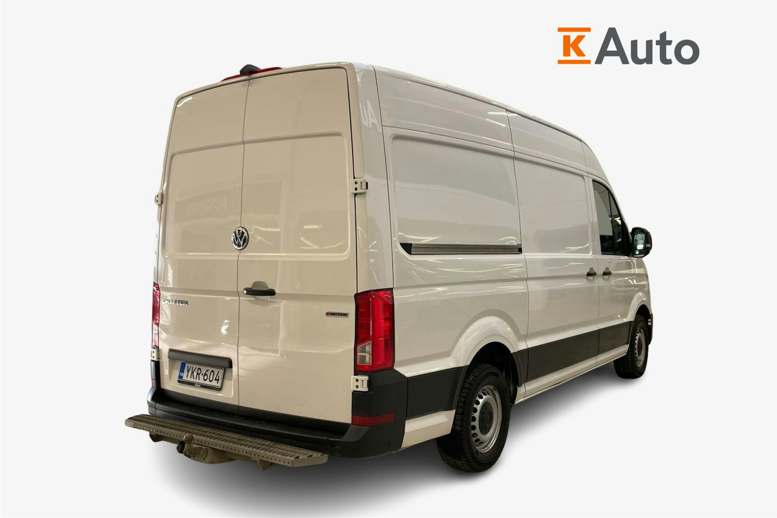 valkoinen Volkswagen Crafter 2021 kuva 3.