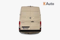 valkoinen Volkswagen Crafter 2021 kuva 4.