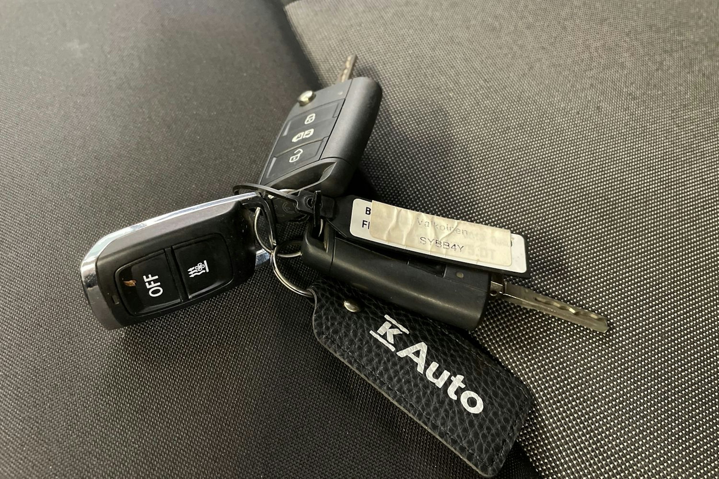 valkoinen Volkswagen Crafter 2021 kuva 32.