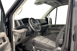 musta Volkswagen Crafter 2021 kuva 7.