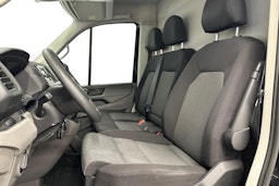 musta Volkswagen Crafter 2021 kuva 8.