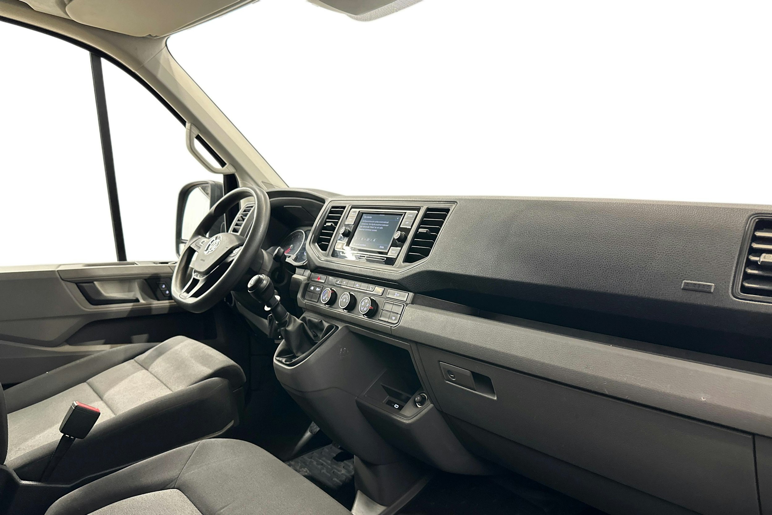 musta Volkswagen Crafter 2021 kuva 9.