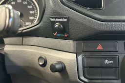 Musta Volkswagen CRAFTER 2021 kuva 17.