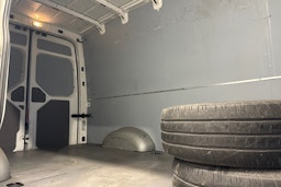 valkoinen Volkswagen Crafter 2021 kuva 12.