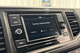 valkoinen Volkswagen Crafter 2021 kuva 18.