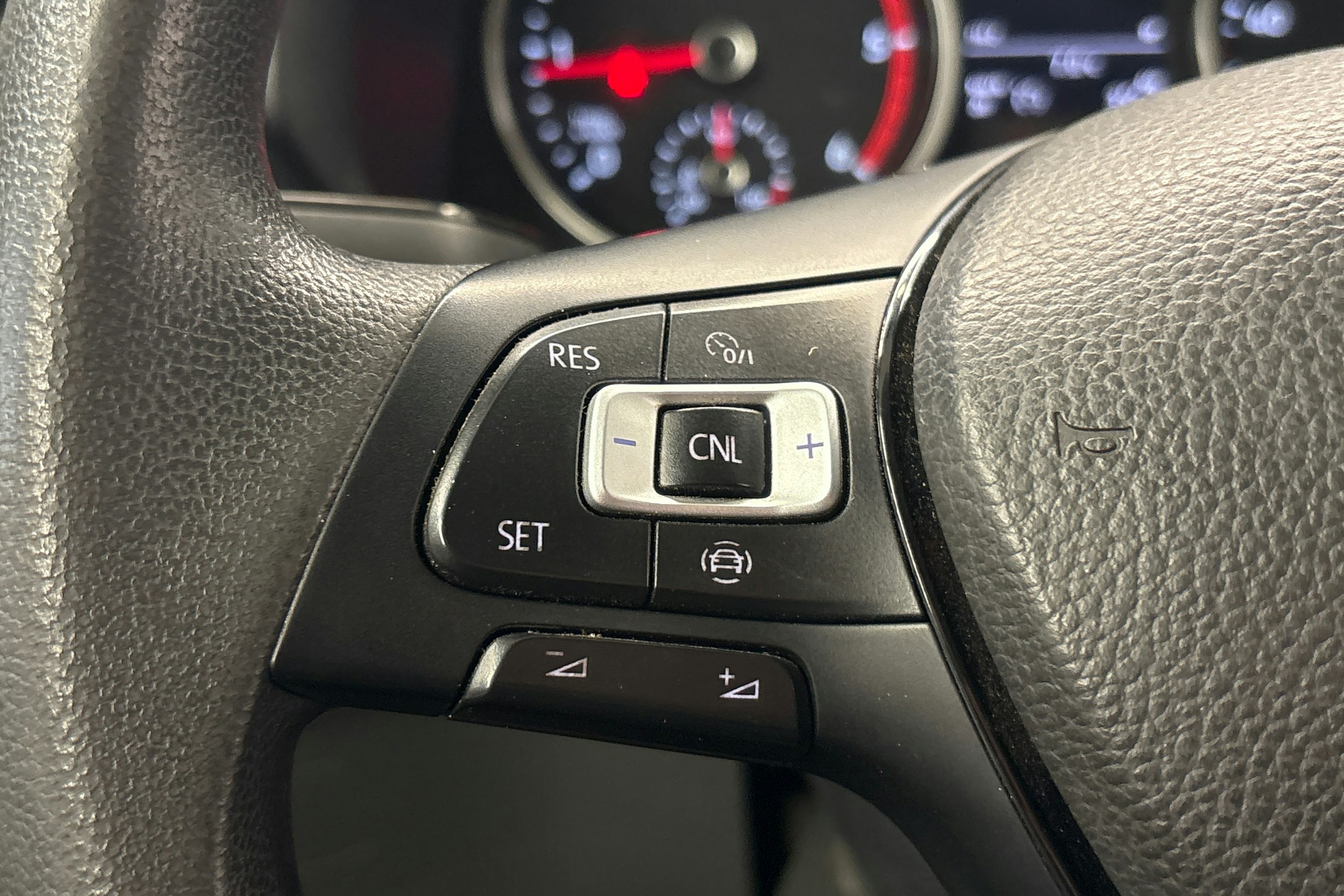 valkoinen Volkswagen Crafter 2021 kuva 20.