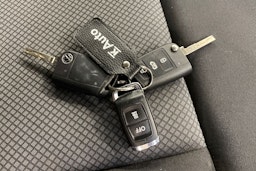 sininen Volkswagen Crafter 2021 kuva 21.