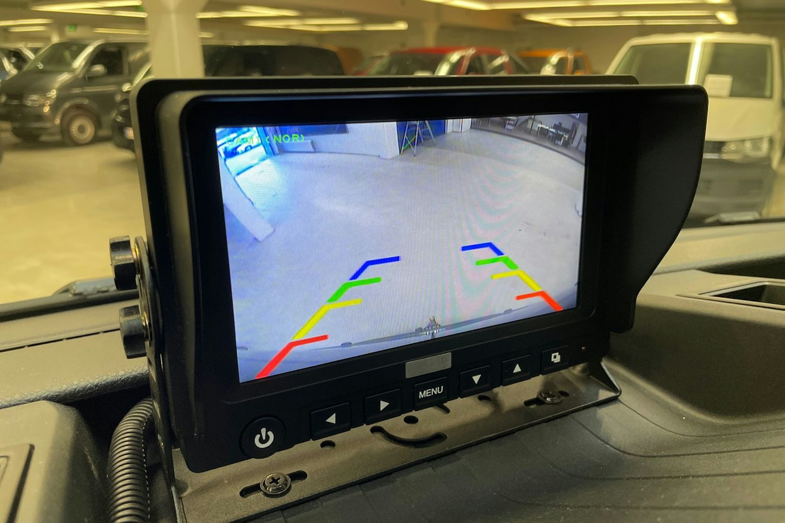 sininen Volkswagen Crafter 2021 kuva 27.