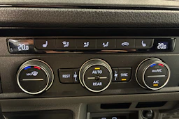musta Volkswagen Crafter 2021 kuva 18.