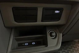 musta Volkswagen Crafter 2021 kuva 20.
