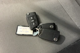 musta Volkswagen Crafter 2021 kuva 32.