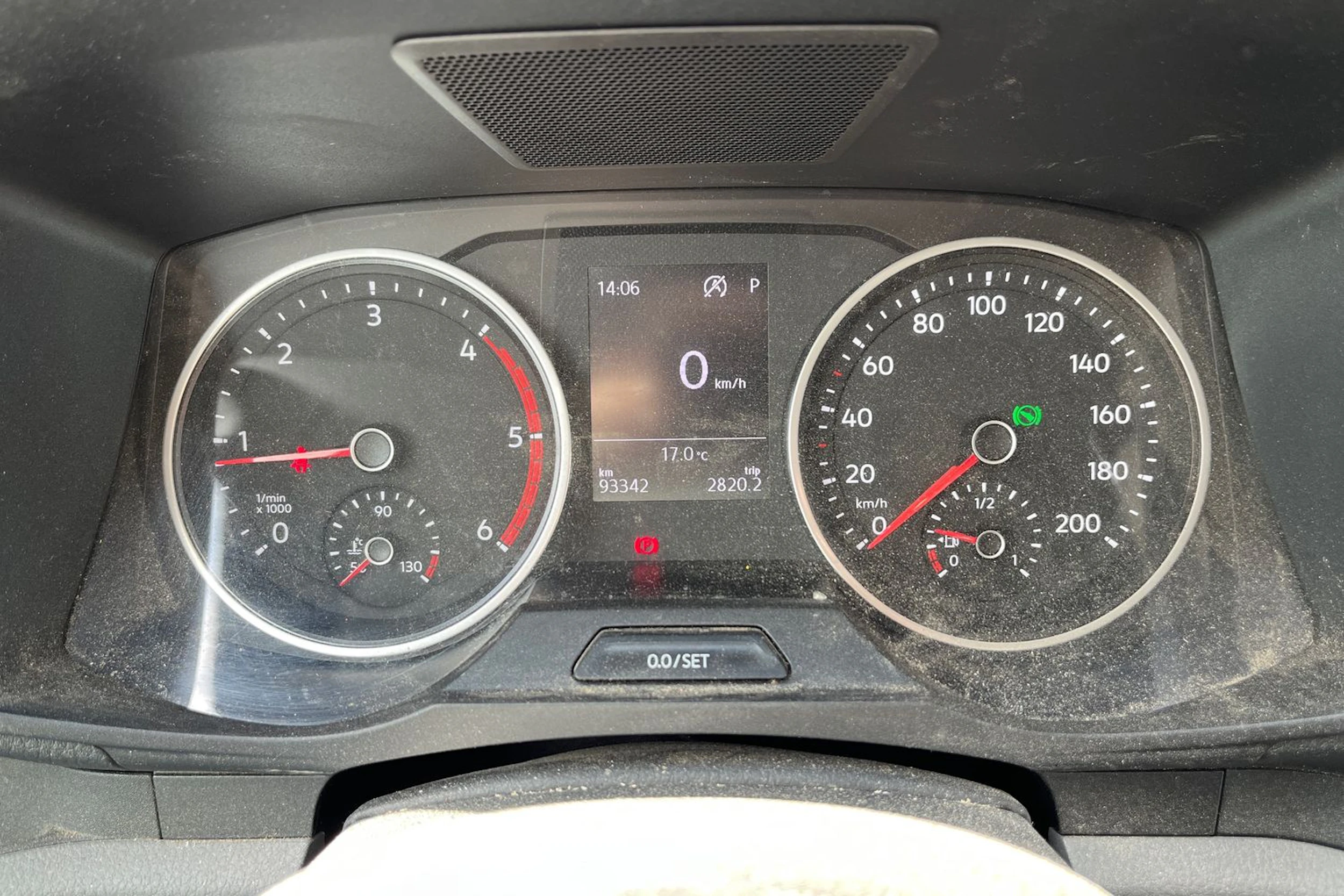 Harmaa Volkswagen CRAFTER 2021 kuva 4.