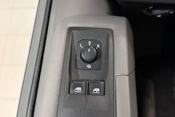 musta Volkswagen Crafter 2021 kuva 15.