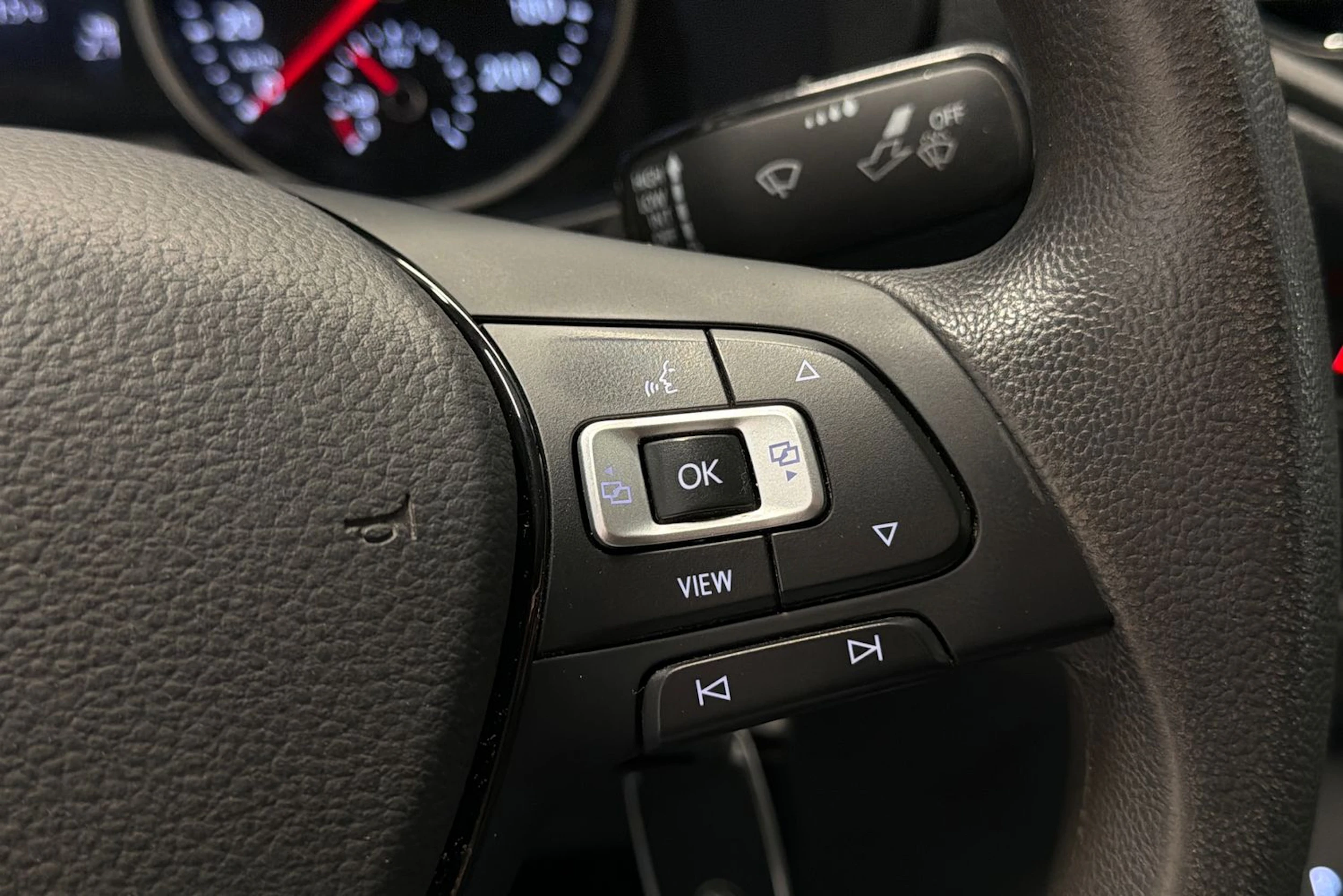 musta Volkswagen Crafter 2021 kuva 18.