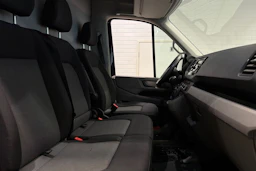 musta Volkswagen Crafter 2021 kuva 25.