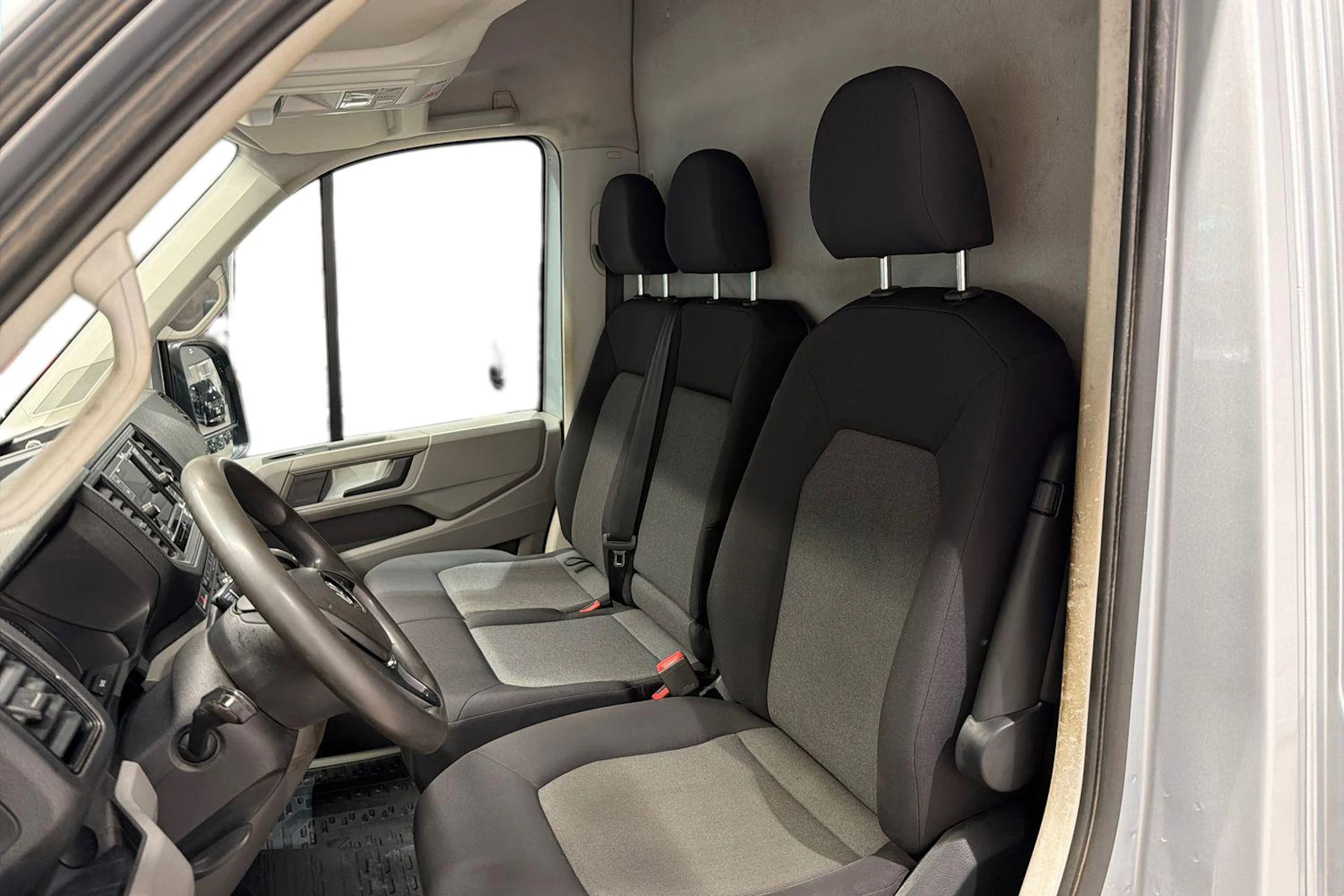 hopea Volkswagen Crafter 2021 kuva 11.
