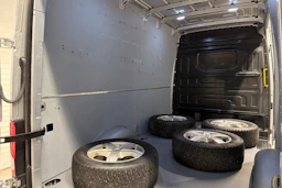 hopea Volkswagen Crafter 2021 kuva 22.