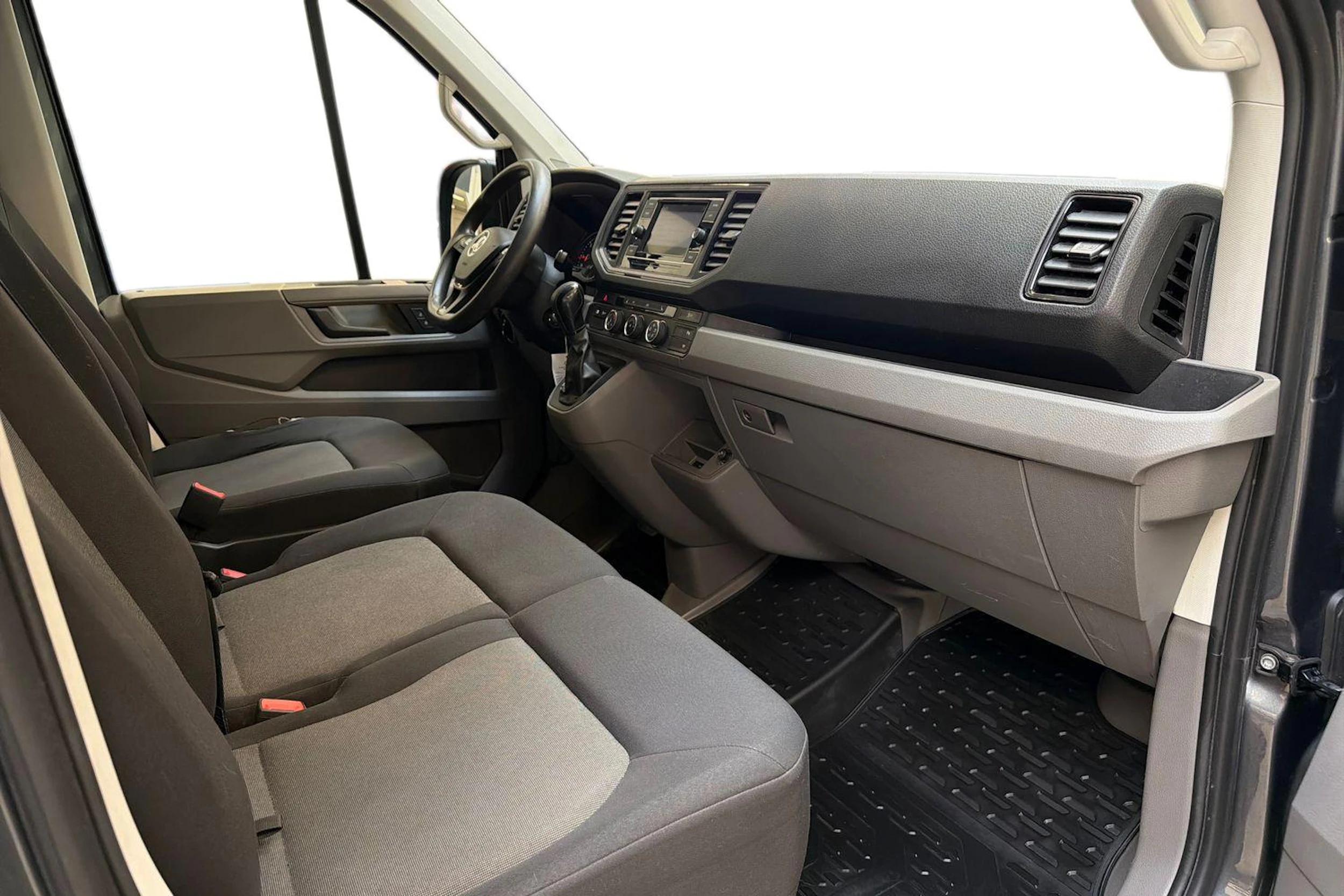harmaa Volkswagen Crafter 2021 kuva 11.