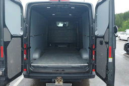 harmaa Volkswagen Crafter 2021 kuva 13.