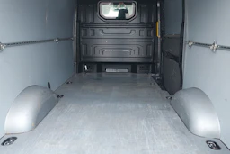 harmaa Volkswagen Crafter 2021 kuva 15.
