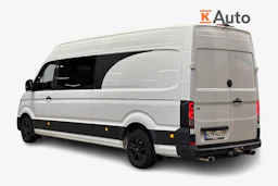 valkoinen Volkswagen Crafter 2021 kuva 2.